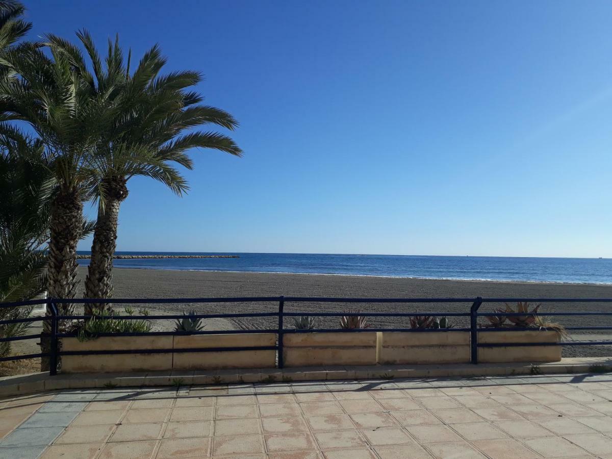 2 Bedroom'S Flat On The Beach, City Center, 1 Line Санта Пола Екстериор снимка